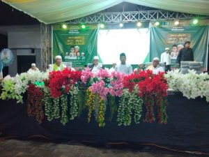 Peringatan Haul Akbar Wali Songo Pamekasan, YMB PLN UP3 Madura Serahkan Sembako Kepada Kaum Dhuafa