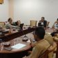 Caption: Cabor FPTI Sampang Saat Audiensi Bersama Komisi IV DPRD Sampang di Ruang Komisi Besar (Sumber Foto: Pilar Pos)