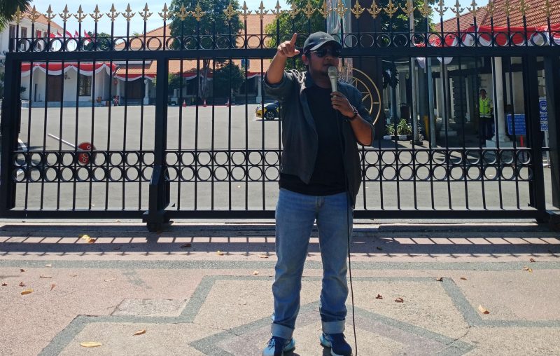 Musfiq, Koordinator Jaringan Kawal Jawa Timur (JAKA Jatim).