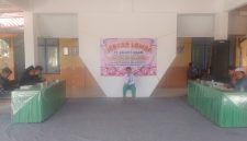 Peserta lomba HUT RI ke 80 di aula Balai Desa Plakpak bekerjasama dengan PKN STAI Al-Khairat Pamekasan
