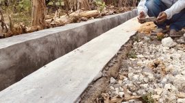 Caption: Salah-satu titik saluran bangunan lama yang dipoles menjadi baru (Sumber Foto: Agus Junaidi/Pilar Pos)