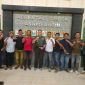 Caption: Beberapa Anggota Awas Sampang saat Kunjungi Markas Kodim 0828 Sampang Ditemui Langsung oleh Dandim 0828 Sampang, Letkol Czi Dika Catur Yanuar Anwar (Sumber Foto: Safii/Pilar Pos)