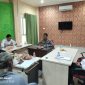 Caption: Kapolres Sampang AKPB Hartono Didampingi Oleh Penyidik saat Temui LPK Trankonmasi dan Peserta Audiensi di Mapolres Sampang (Sumber Foto: Agus Junaidi/Pilar Pos)