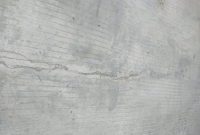 Caption: Kerusakan yang Retak di Salah-satu Titik Pada Proyek Peningkatan Jalan Labuhan-Sreseh Dikerjakan CV Kencana Bahari (Sumber Foto: Pilar Pos)