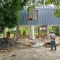 Caption: Pembangunan Gedung di KPU Sampang Reward dari Bank BTN (Sumber Foto: dok/Pilar Pos)