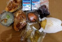 Caption: Jatah MBG Tiga Hari Untuk Siswa di SDN Gunongsekar 1 Sampang (Sumber Foto: Wali Siswa/dok Pilar Pos)