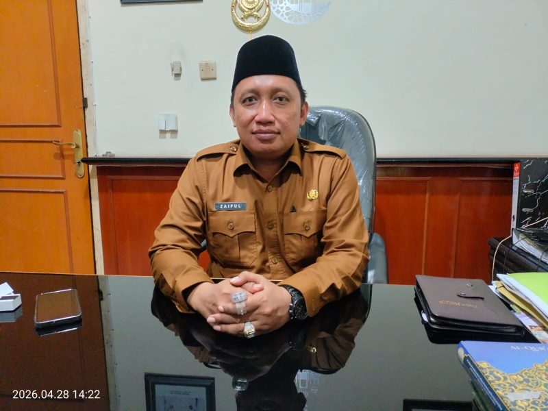 Caption: Kepala Bagian Kesejahteraan Rakyat (Kabag Kesra) Setdakab Sampang, Dr. Zaiful Muqaddas (Sumber Foto: Agus Junaidi/Pilar Pos)