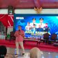 Caption: Tamsul, Seorang Praktisi Hipnoterapi Saat Memberikan Edukasi Tentang Bahaya Narkoba dan Juga Memberikan Hipnoterapi Pengobatan Diri (Sumber Foto: Agus Junaidi/Pilar Pos)