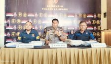 Caption: Polres Sampang Saat Pers Rilis Ungkap Kasus Dugaan Pencabulan Gadis Dibawah Umur (Sumber Foto: Agus Junaidi/Pilar Pos)