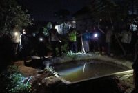 Caption: Kubangan Air Tanaman Tembakau, TKP Balita Umur 4 Tahun Tenggelam di Desa Blu'uran (Sumber Foto: Kasi Humas Polres Sampang For Pilar Pos)