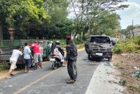 Caption: Kondisi Kendaraan Akibat Lakalantas di Ambunten (Sumber Foto: Agus Junaidi/Pilar Pos)