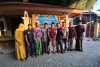 DPD Ormas MADAS Nusantara Kabupaten Pamekasan besuk keluarga korban tenggelamnya kapal Virgo di desa Teja Timur Pamekasan, Senin, 21/09/2026.
