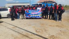 Ormas Madas Nusantara Kabupaten Pamekasan Sebelum Berangkat ke lokasi pendistribusian air gratis untuk warga. Kamis, 24/09/2026.