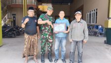Dari kanan Lutfi Rizal (sekretaris DPK Madas Nusantara Pagantenan) Koramil Pagantenan, Fatha (Ketua DPK MADAS NUSANTARA Pagantenan). Abdus Samad (Ketua DPD MADAS Nusantara Pamekasan)