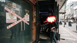 Foto ilustrasi, diduga LC Masuk ke tempat hiburan di Pamekasan usai penutupan/disegel.