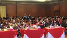 Gubernur DKI Jakarta jajaran tokoh nasional, di antaranya Wakil Ketua DPR RI, Dewan Pertimbangan Presiden (Wantimpres), serta Wakil Menteri Ketenagakerjaan RI. Hadir pula Ketua Umum DPP Madas Nusantara, Drs. Kanjeng Raden Yusuf Rizal, SH., SE., M.Si., serta mantan anggota DPR RI sekaligus Pembina DPP Madas Nusantara, Achmad Baidowi. Ballroom Pekan Raya Jakarta (PRJ) Kemayoran, Jakarta Pusat. Minggu, 25/10/2026.