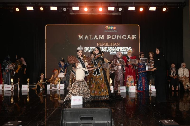 Caption: Yoeswan Raida Fakhira Kusuma Wardhani, Peserta Asal Kabupaten Sampang saat Raih Juara 1 di Ajang bergengsi yang diselenggarakan oleh Tara Event Organizer di Sumenep (Sumber Foto: Hermawan For Pilar Pos)
