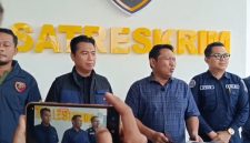 Kasat Reskrim Polres Pamekasan, AKP Yoyok Hardianto. Bersama Humas Polres Pamekasan dan jajarannya. Kamis, 8/10/2026.