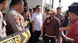 Massa dari DEAR JATIM menyatakan siap mengawal kasus ini ke jenjang yang lebih tinggi, yakni Polda Jawa Timur hingga Mabes Polri.. 